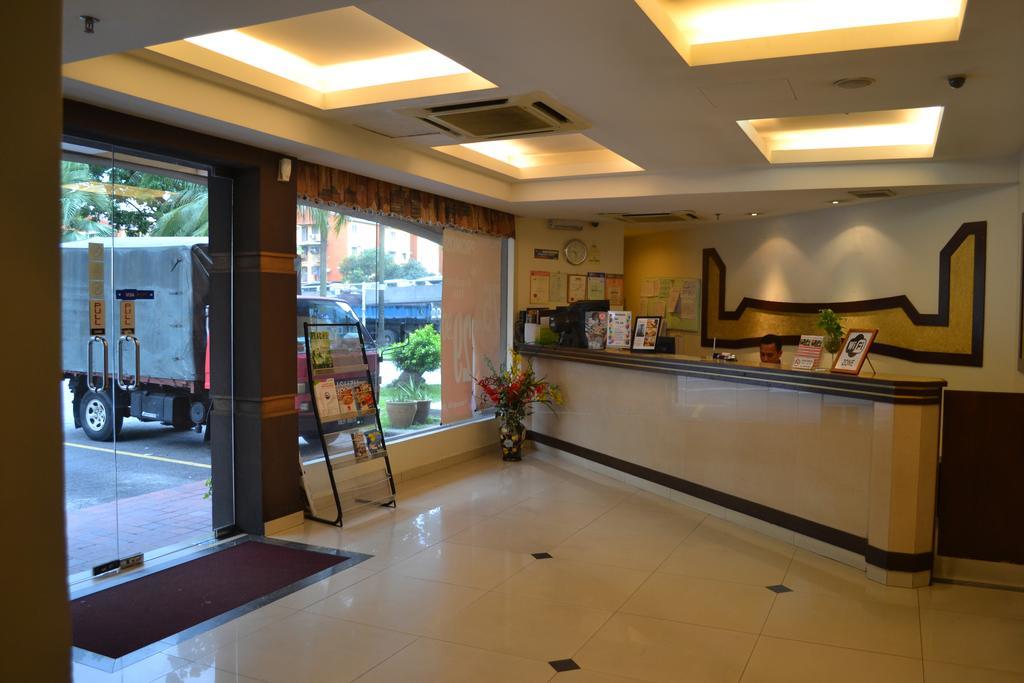 Hotel Sri Sutra - Bandar Sunway 3 Петалинг-Джая Экстерьер фото